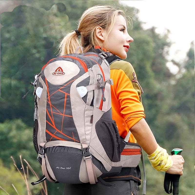 艾王户外登山30L背包悬浮登山包男女徒步户外包骑行双肩包旅行包
