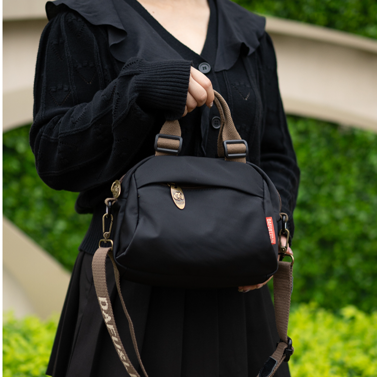 达芙露迪全新2026年大容量春夏新款简约便携布包防泼水单肩斜挎包