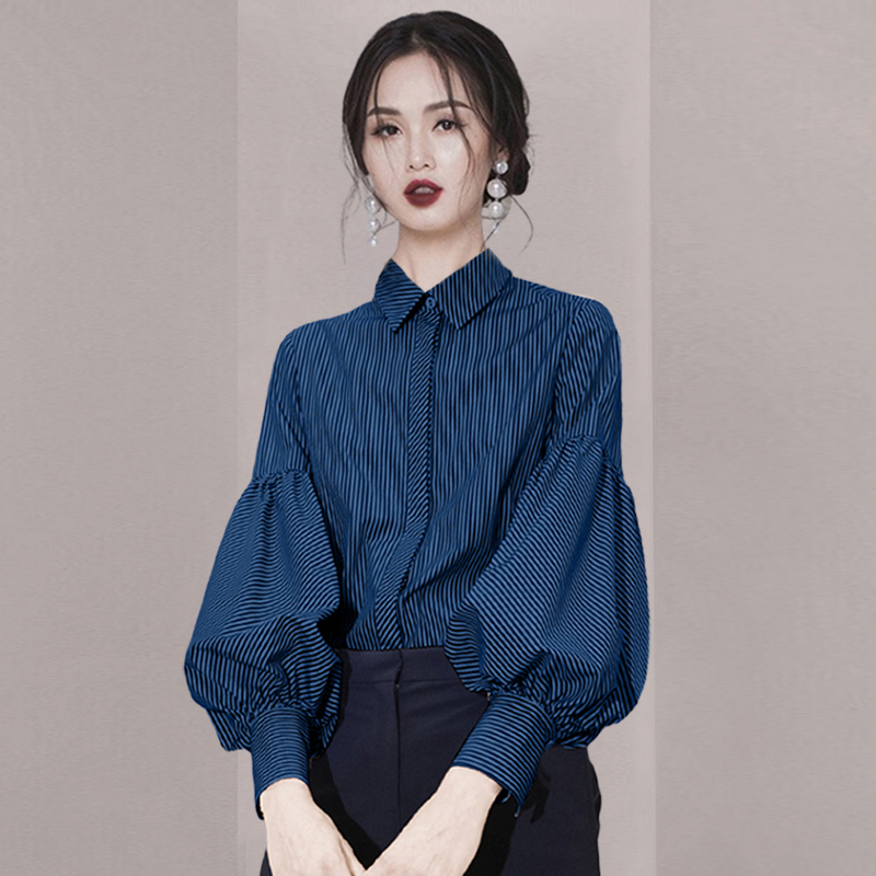 2024年休闲秋装百搭设计感长袖秋季条纹衬衫女法式复古轻熟风衬衣