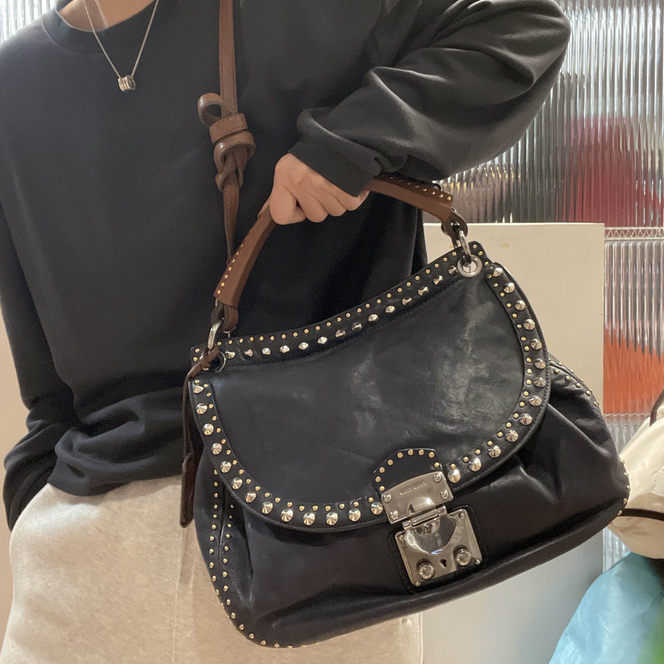 95新 MIU MIU/缪缪 黑色翻盖手提单肩包