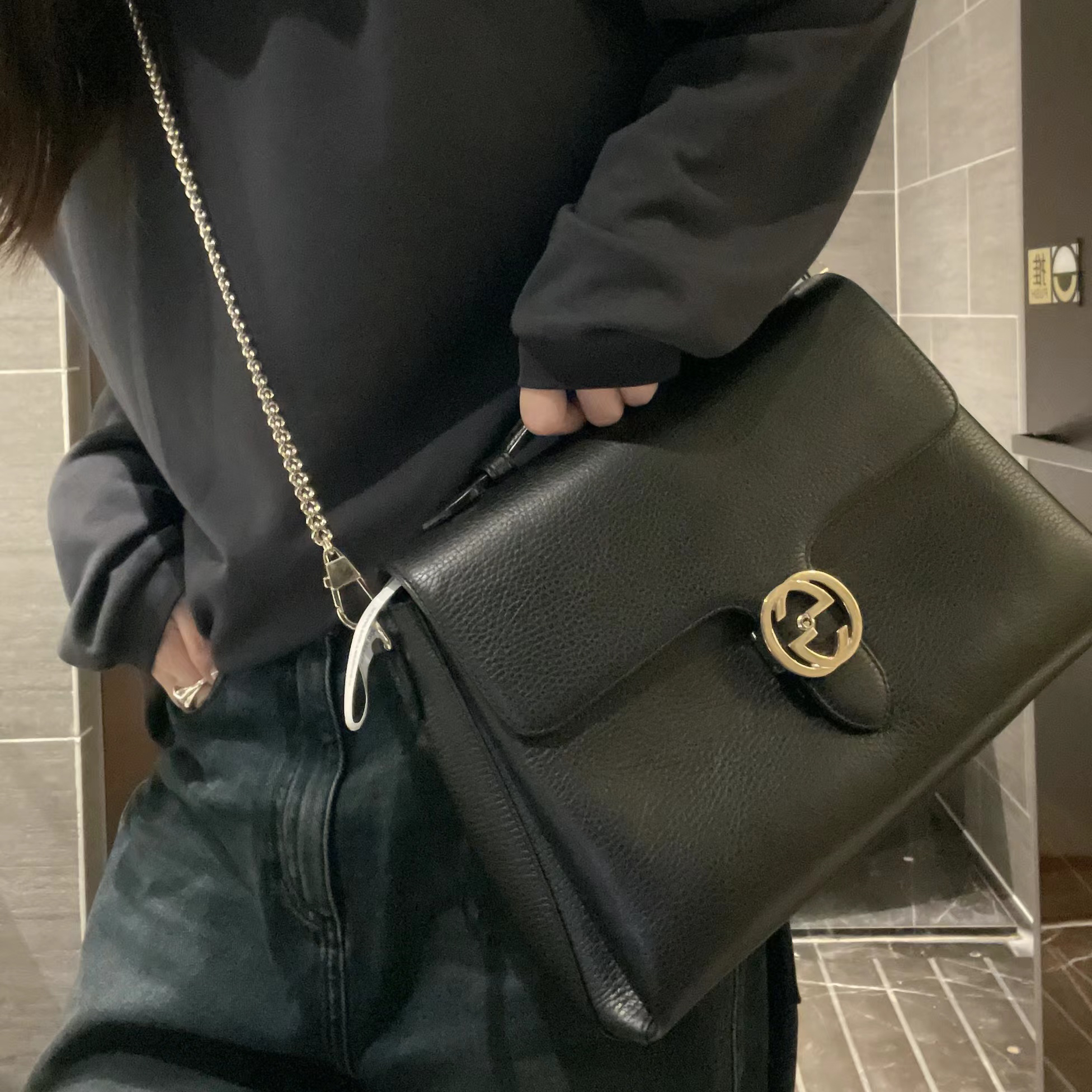 95新 GUCCI/古驰 黑色链条单肩包