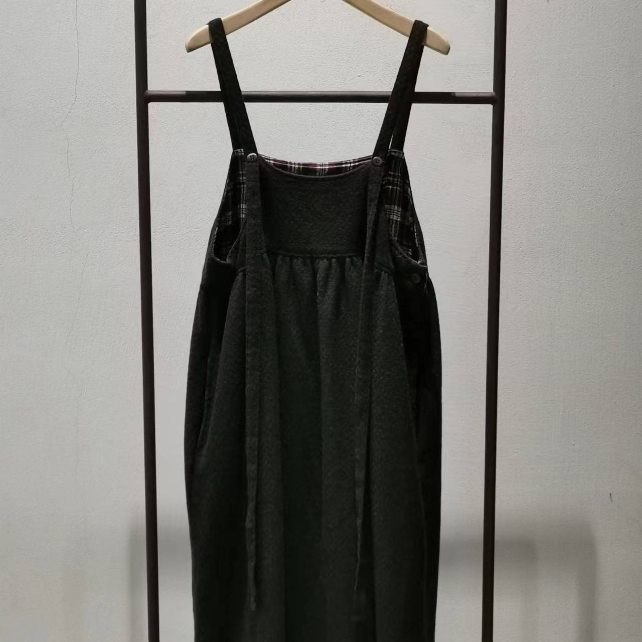 7折左岸迷香·贞琦坊【背带裙】 款号：Z21FW2022