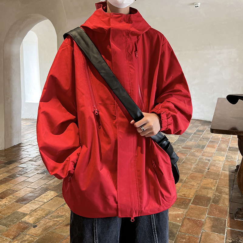 红色外套男春秋男士冲锋衣男款爆款2023新款男生休闲夹克潮牌男装