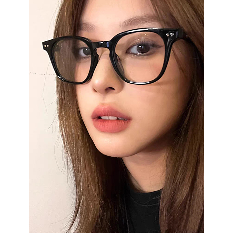 方形小框黑色防蓝光眼镜女款看手机护眼平光镜无度数装饰素颜眼镜