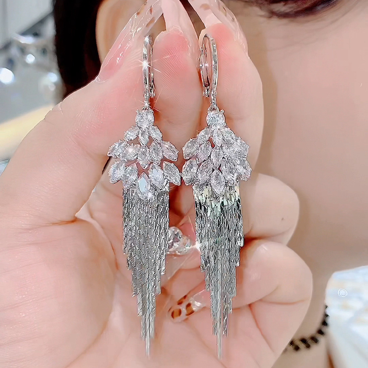 铜合金玻璃耳饰 287-重工轻奢优雅显白耳扣大气气质百搭流苏耳环