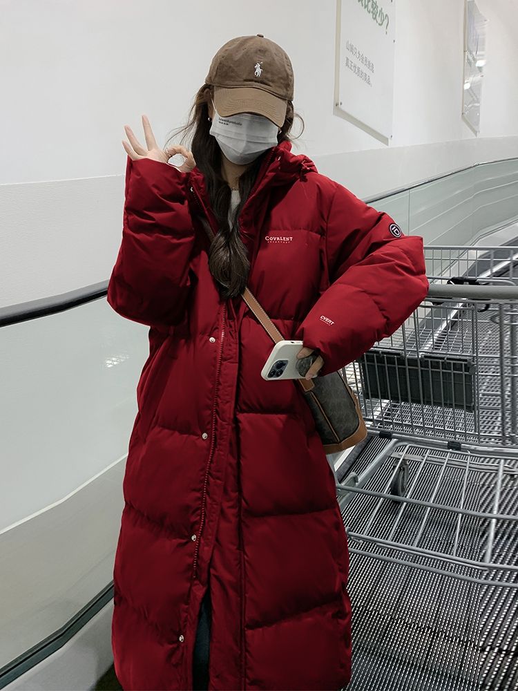 波司豋高级感红色羽绒服女冬季2023新款韩版长款过膝面包服反季加