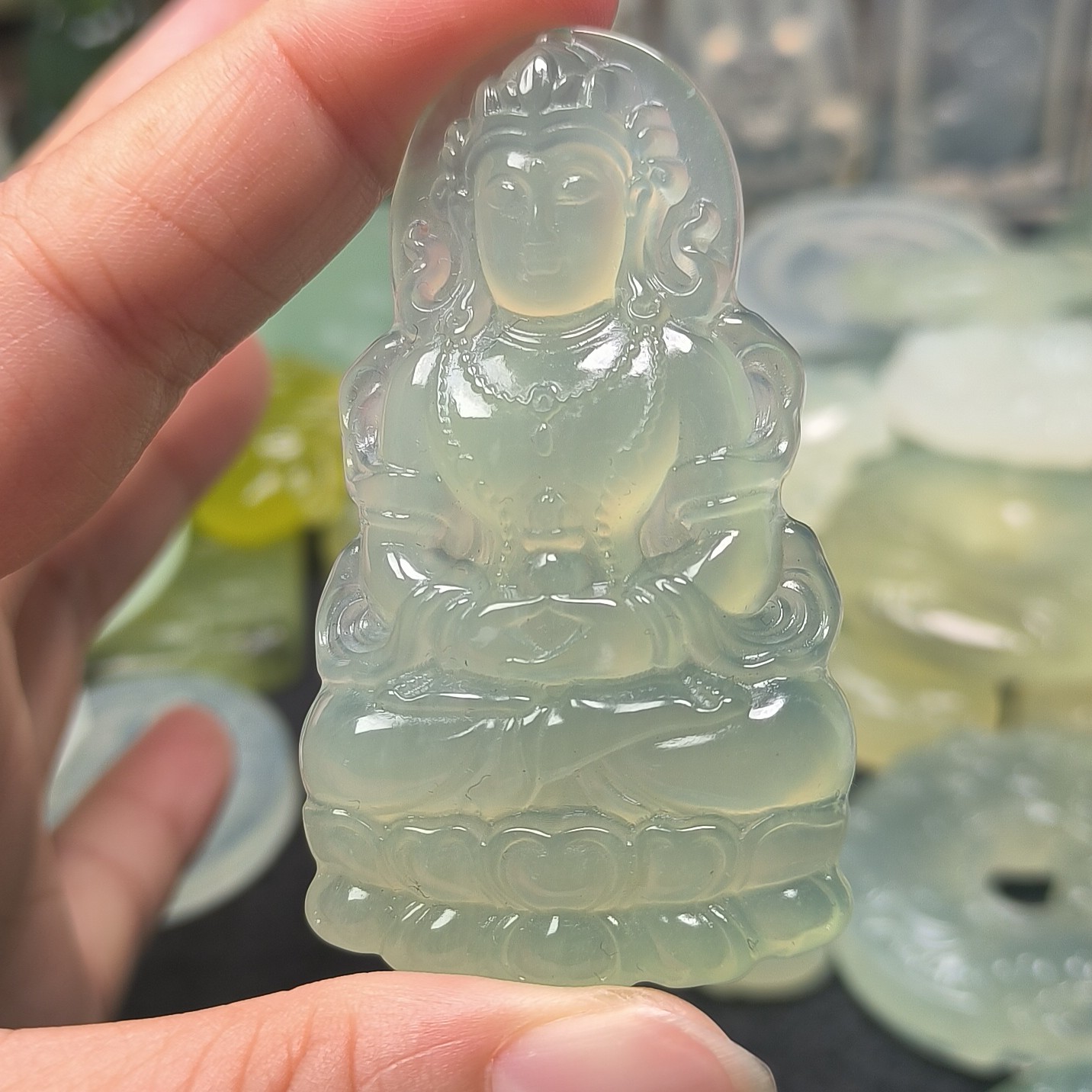 岫玉中国四大名玉国石古风度母观音菩萨吊坠挂件高冰透随机发货