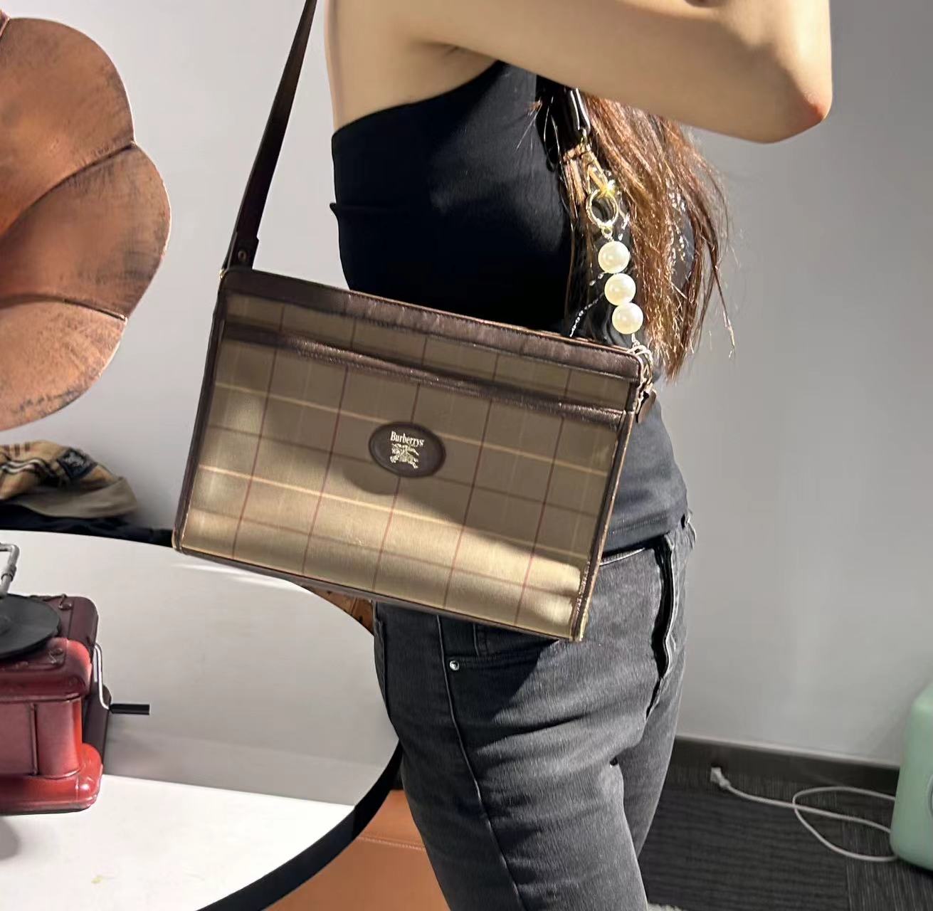 95新 BURBERRY/博柏利 巴宝莉战马手拿单肩包/5951336