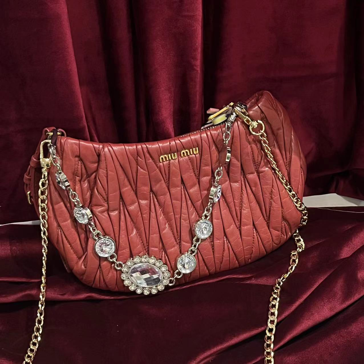 95新 MIU MIU/缪缪 miumiu缪缪粉色手拿包/5753142