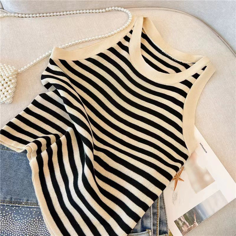 百搭条纹洋气显瘦无袖内搭上衣(号码发货)
