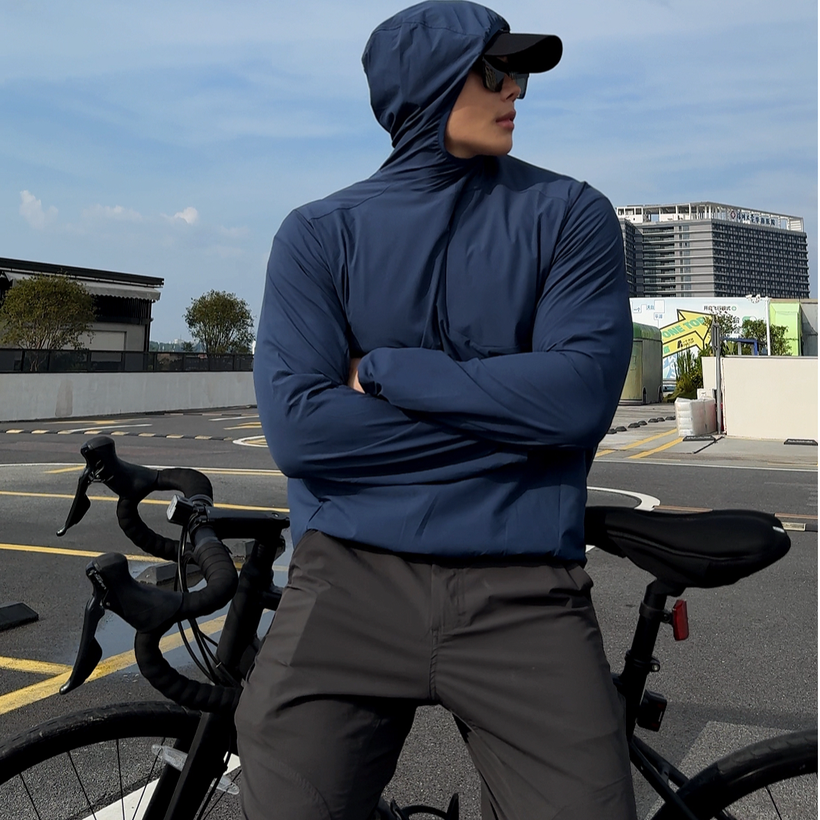 BEESTRONG新款连帽套头运动防晒透气登山户外骑行防水防风卫衣