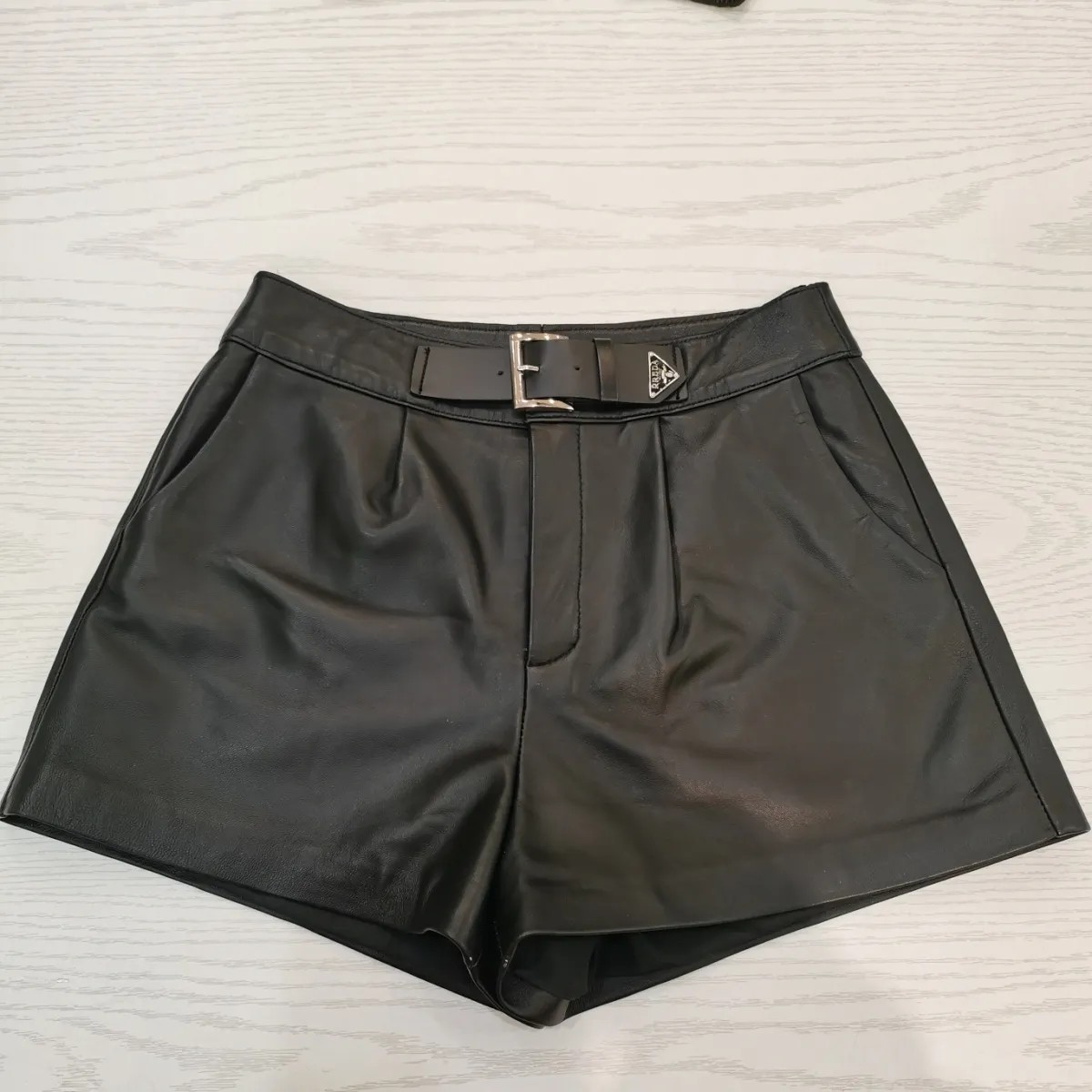女士真皮绵羊皮1869时尚简约百搭阔腿短裤