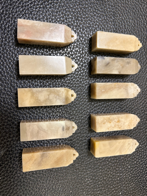 伊犁石冻石印章 如意钮章一组10枚1.5*1.5*5.0
