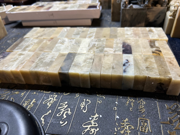 伊犁石冻石印章一组10枚1.5*3.0*5.0