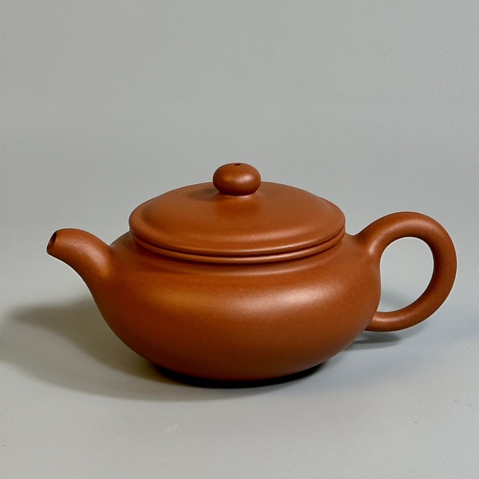 仿鼓紫砂壶茶具扁腹，赵庄小红泥，全手工制作，师徒合作款。纯手工