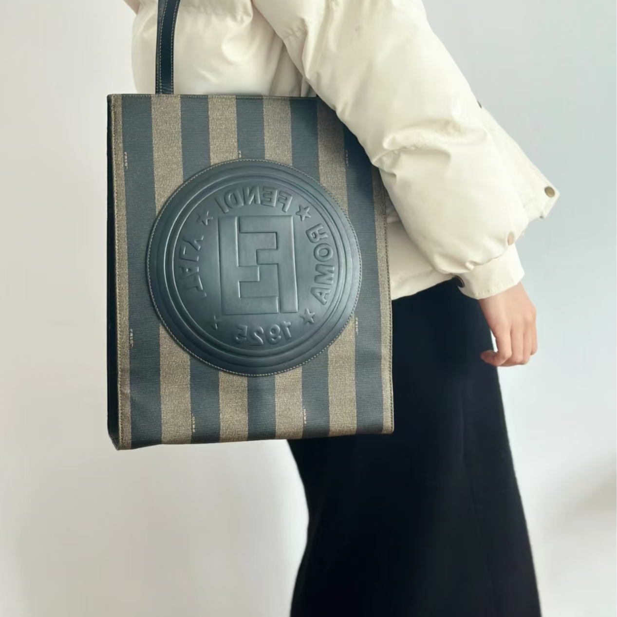 95新 FENDI/芬迪 坚诚中古/fendi 胡桃木托特包/2980