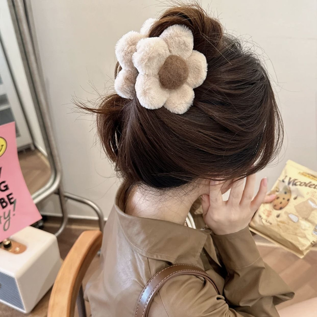 可爱花朵毛绒抓夹女后脑勺盘发鲨鱼发夹子高级感半扎发卡秋冬头饰