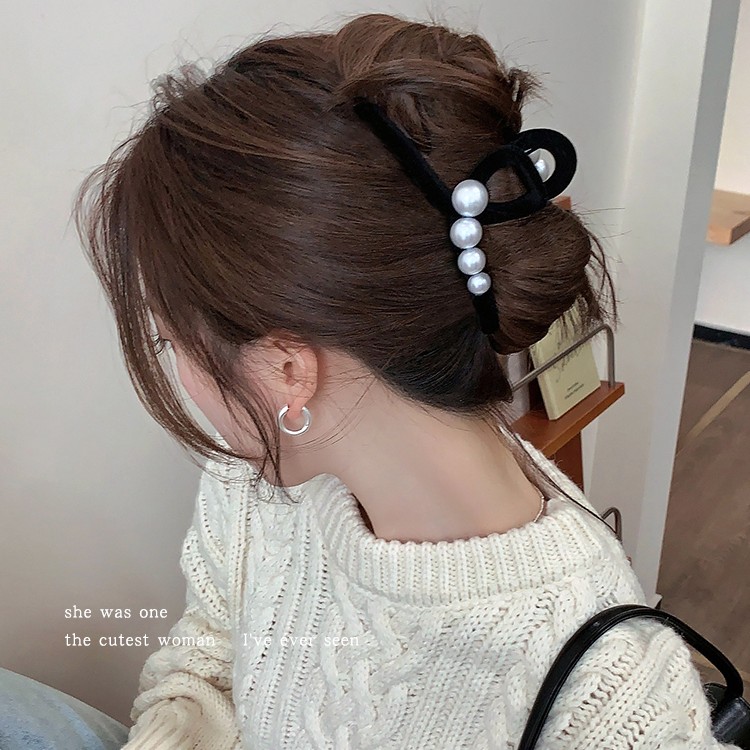 黑色植绒抓夹女后脑勺盘发夹半扎发卡秋冬头饰高级感鲨鱼夹子发饰