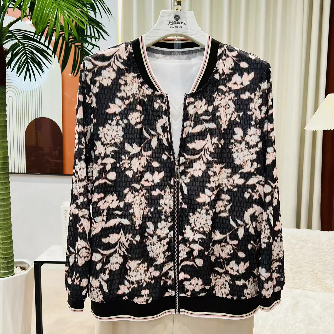 ///Y3009【专柜同款】夏季开衫新款薄款外套女士印花时尚潮流上衣