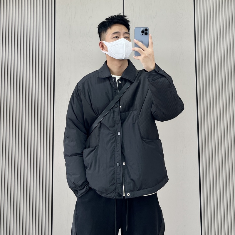 梅一天日系拼接设计感翻领轻薄羽绒服男冬季潮流百搭休闲保暖外套