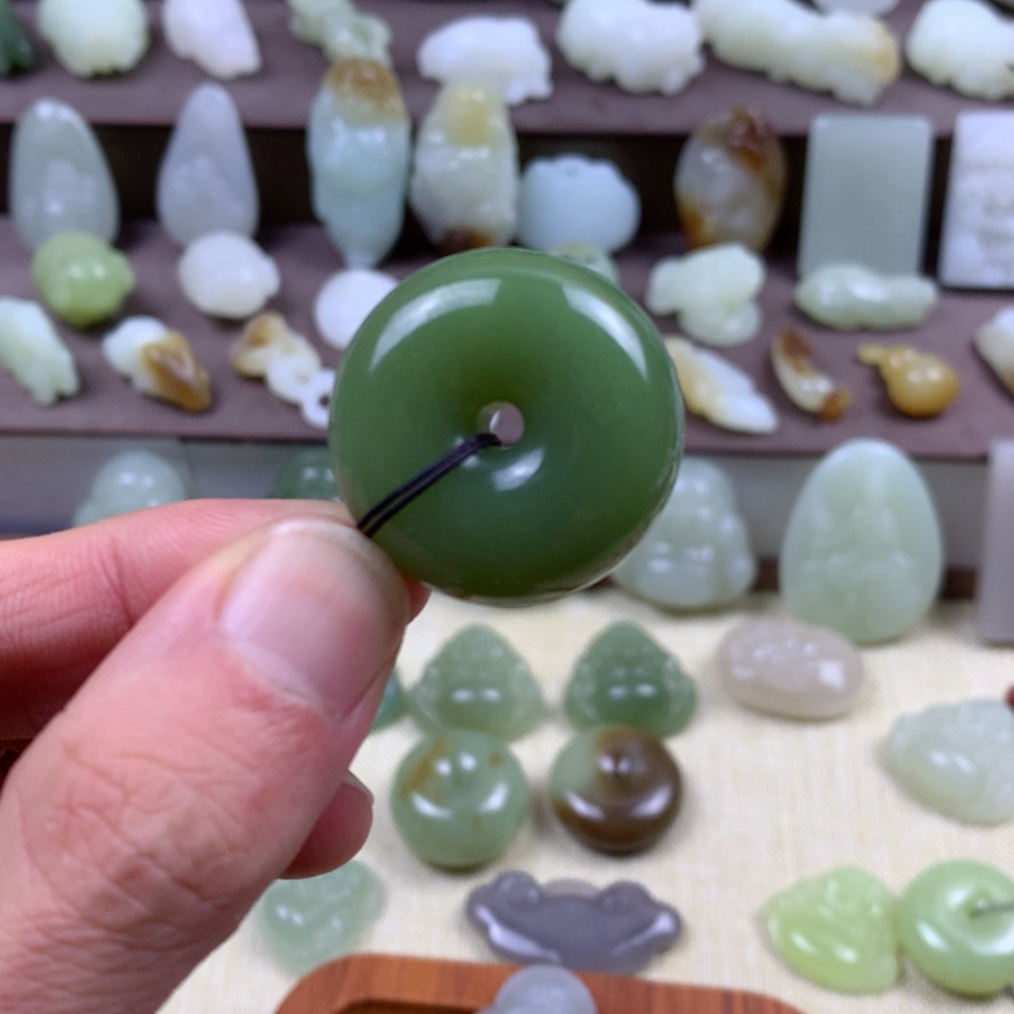 【闪购商品】和田玉颈饰未镶嵌平****景
