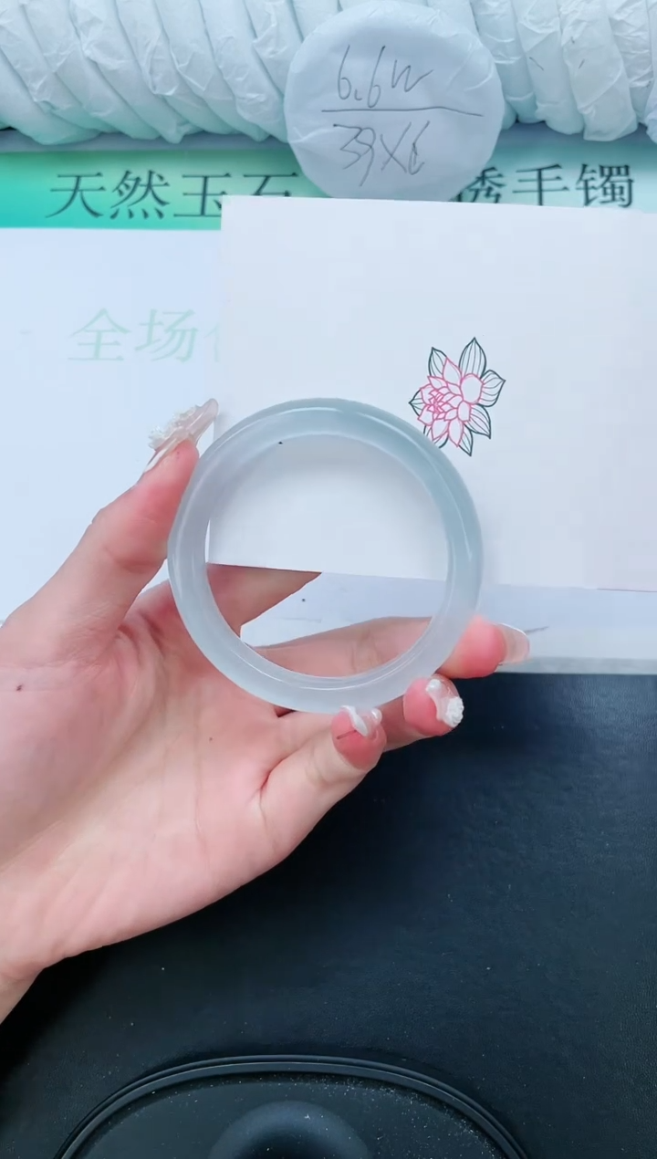 【闪购商品】石英质玉手镯未镶嵌215-55.1