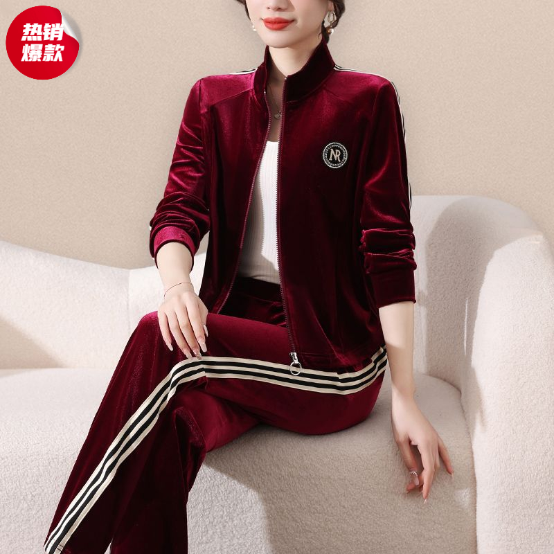 妈妈春装旅游衣服新款金丝绒套装时尚中年休闲运动服两件套女外套