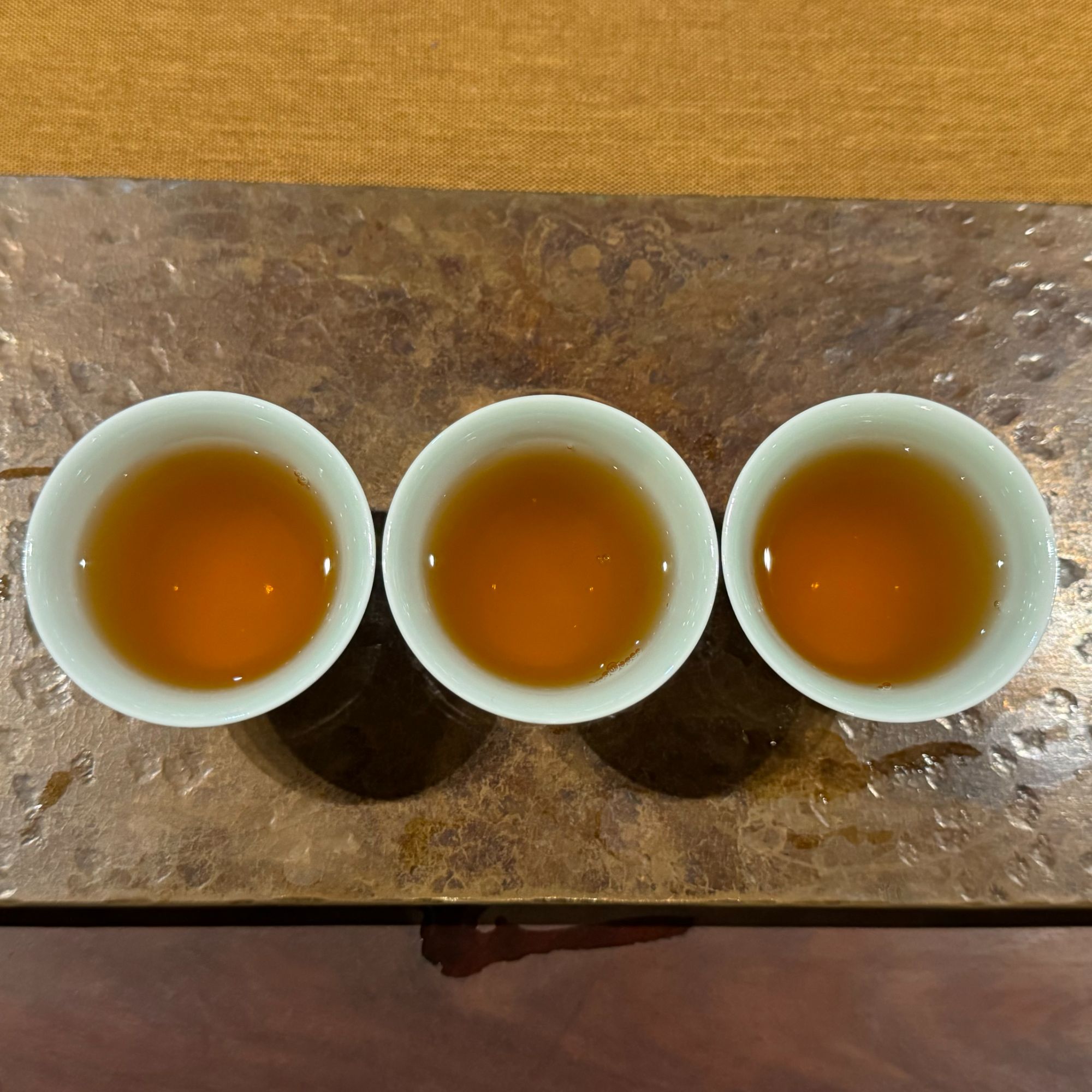 2022寻道云茶盖章曼松普洱生茶