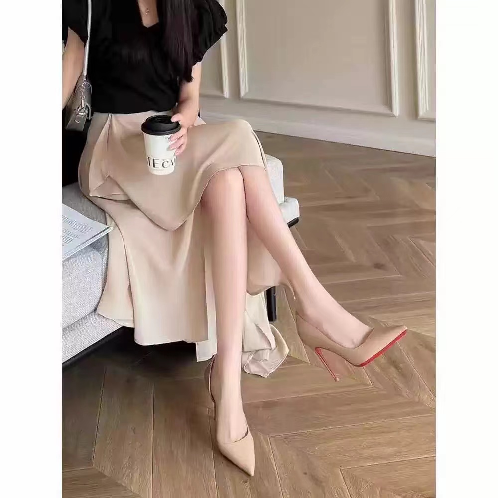 【鑫】时尚断码名品女鞋百搭轻奢休闲厚底（听主播写码备注下单）