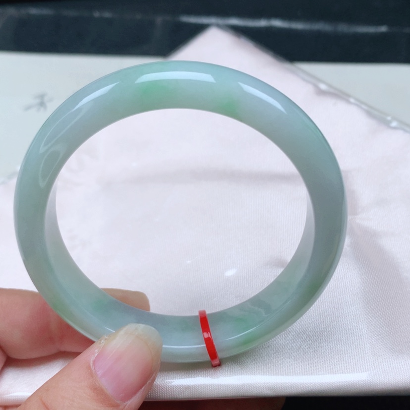 【闪购商品】翡翠手镯未镶嵌盛*儿