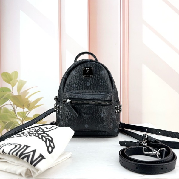 妃鱼/95新/MCM/MCM/双肩包/市场价9800
