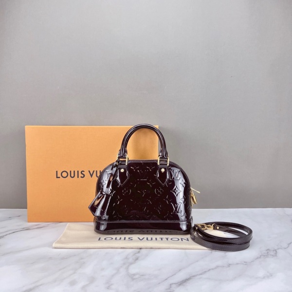 妃鱼/95新/路易威登/Louis Vuitton/手提包/市场价17200