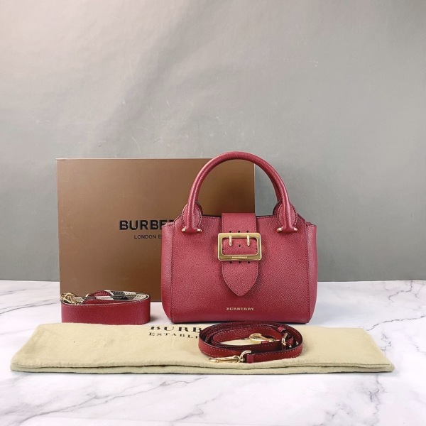 妃鱼/95新/博柏利/Burberry/手提包/市场价28000