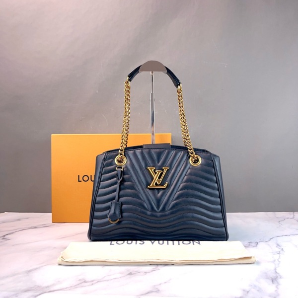 妃鱼/95新/路易威登/Louis Vuitton/单肩包/市场价28800