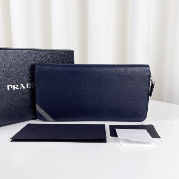 妃鱼/95新/普拉达/Prada/单肩包/市场价99999