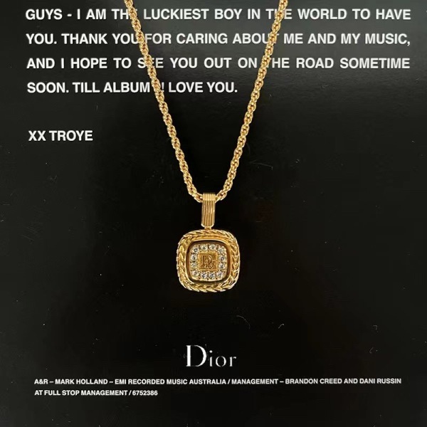 妃鱼/95新/迪奥/Dior/项链/市场价8800