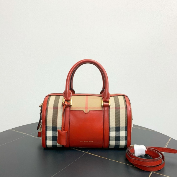 妃鱼/95新/博柏利/Burberry/单肩包/市场价99999