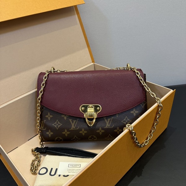 妃鱼/95新/路易威登/Louis Vuitton/单肩包/市场价17500