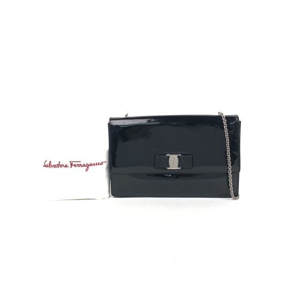 妃鱼/90新/菲拉格慕/Salvatore Ferragamo/单肩包/市场价5000