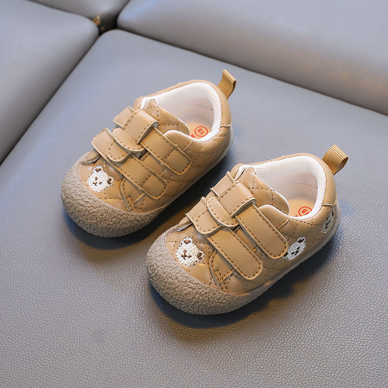 新款宝宝学步鞋0-2岁半1婴幼儿步前鞋皮面软底小童鞋复古女童鞋子