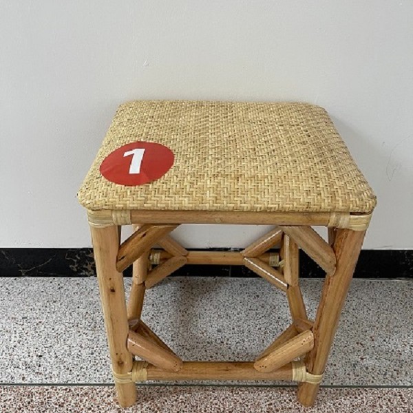 2023手工全真藤服装厂平车缝车砍车透气方形椅子