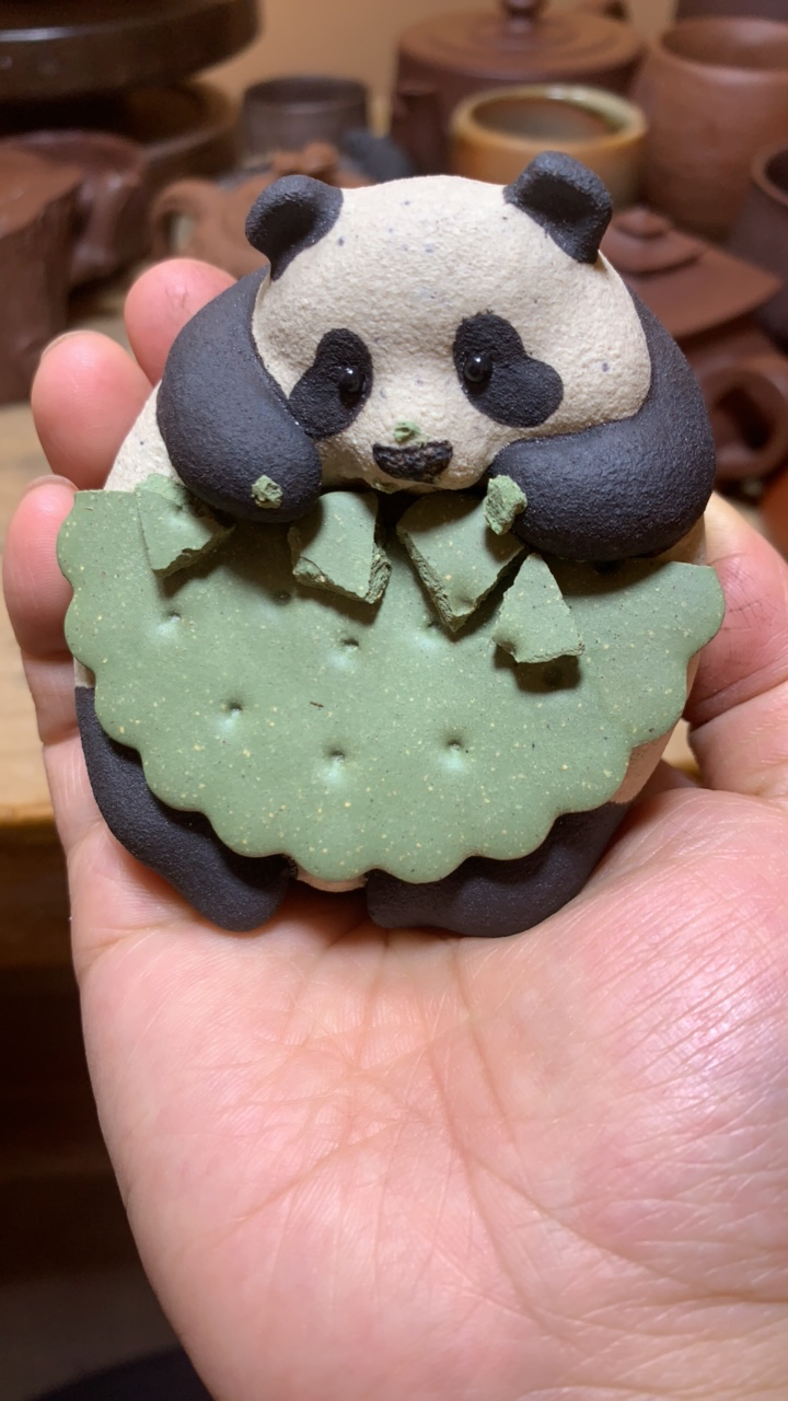 白玉段泥熊猫饼干茶宠小雕塑