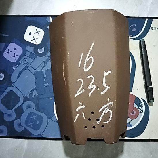 紫砂20CM（含）-50CM（不含）六方一个微瑕