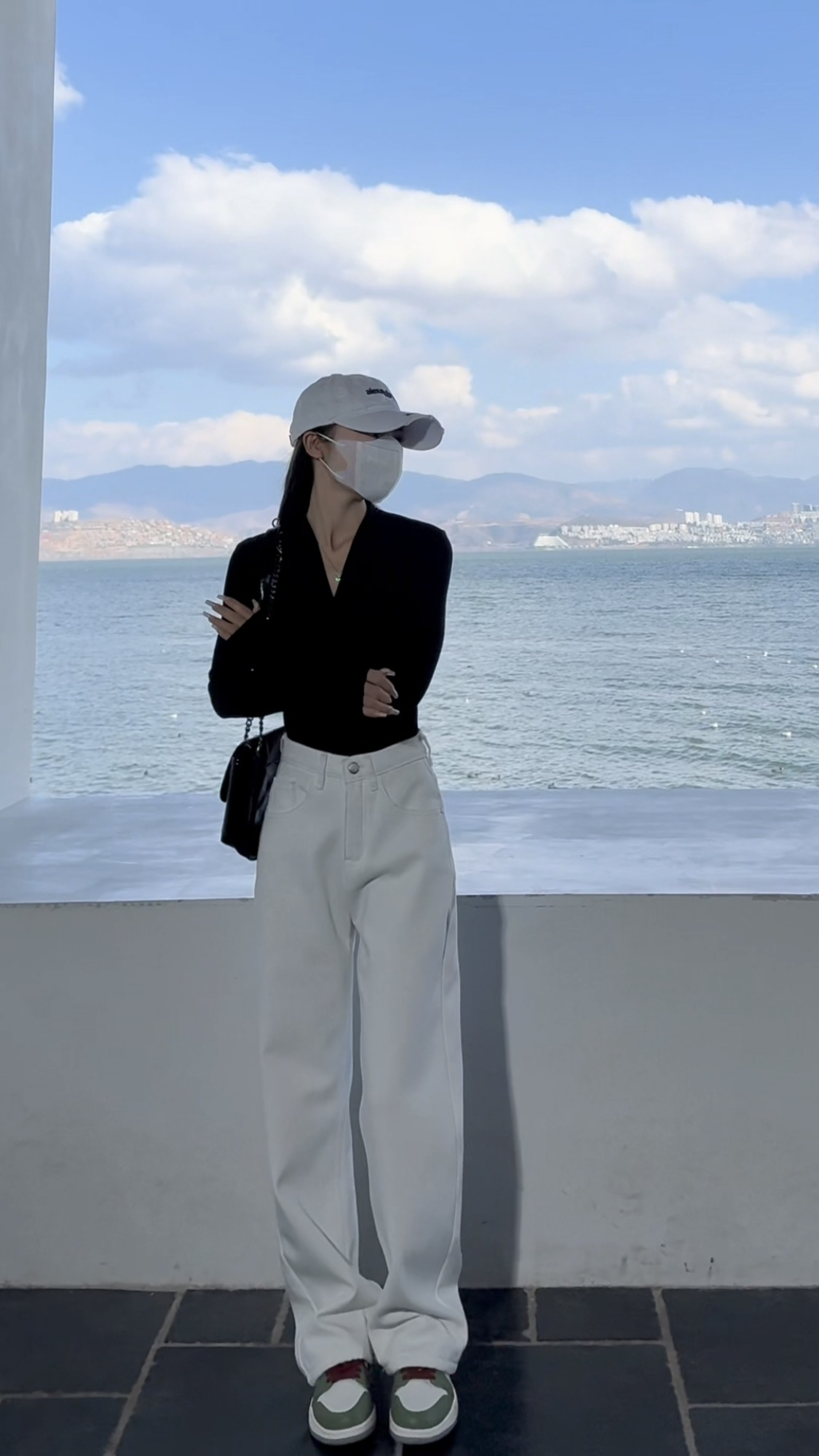 白色直筒阔腿牛仔裤女2025春夏高级感百搭休闲宽松垂感直筒拖地裤