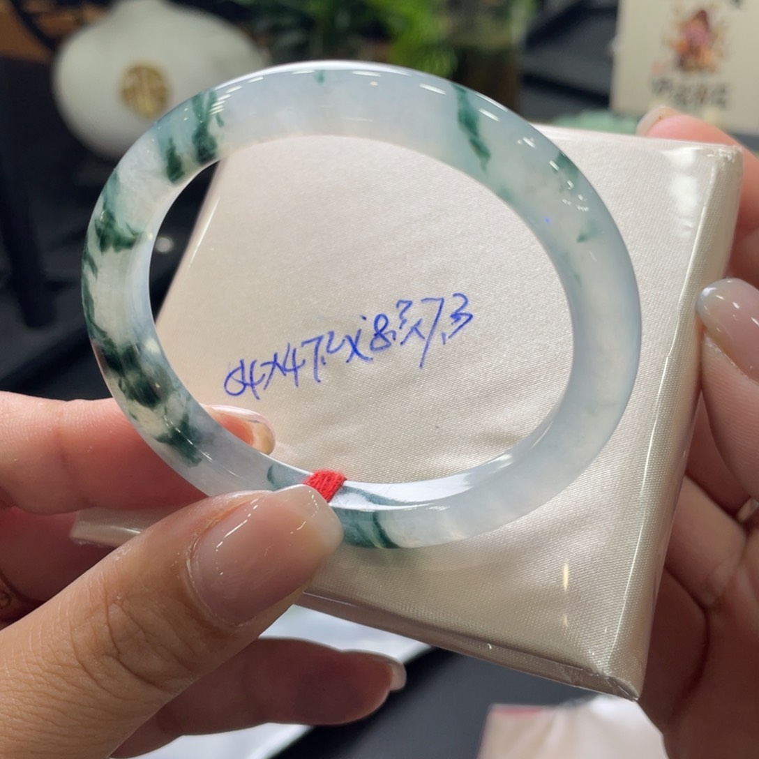 翡翠手镯未镶嵌54贵妃