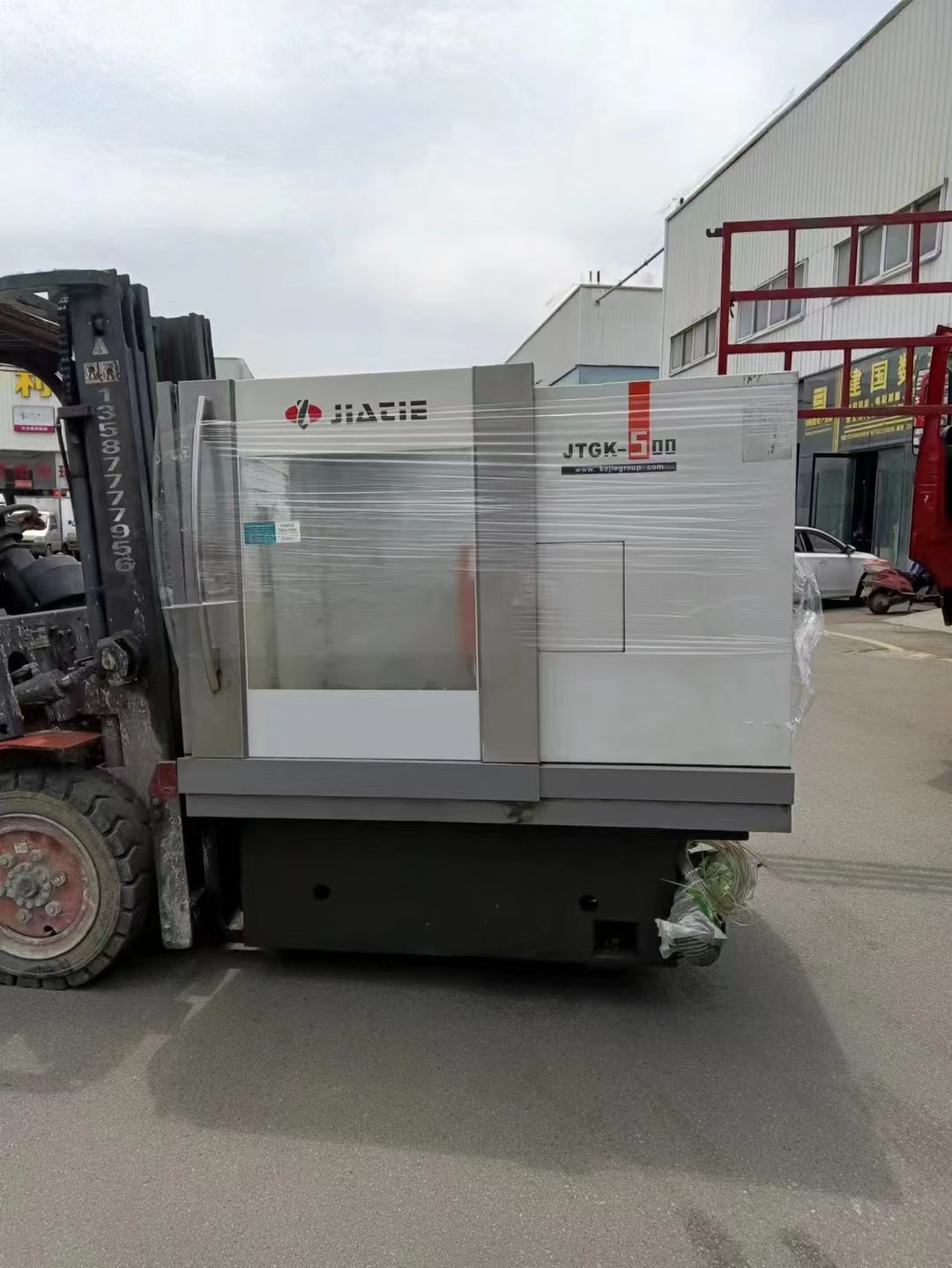 二手佳铁500雕铣机秒杀发格8055i系统，带usb接口，佳铁最后一批