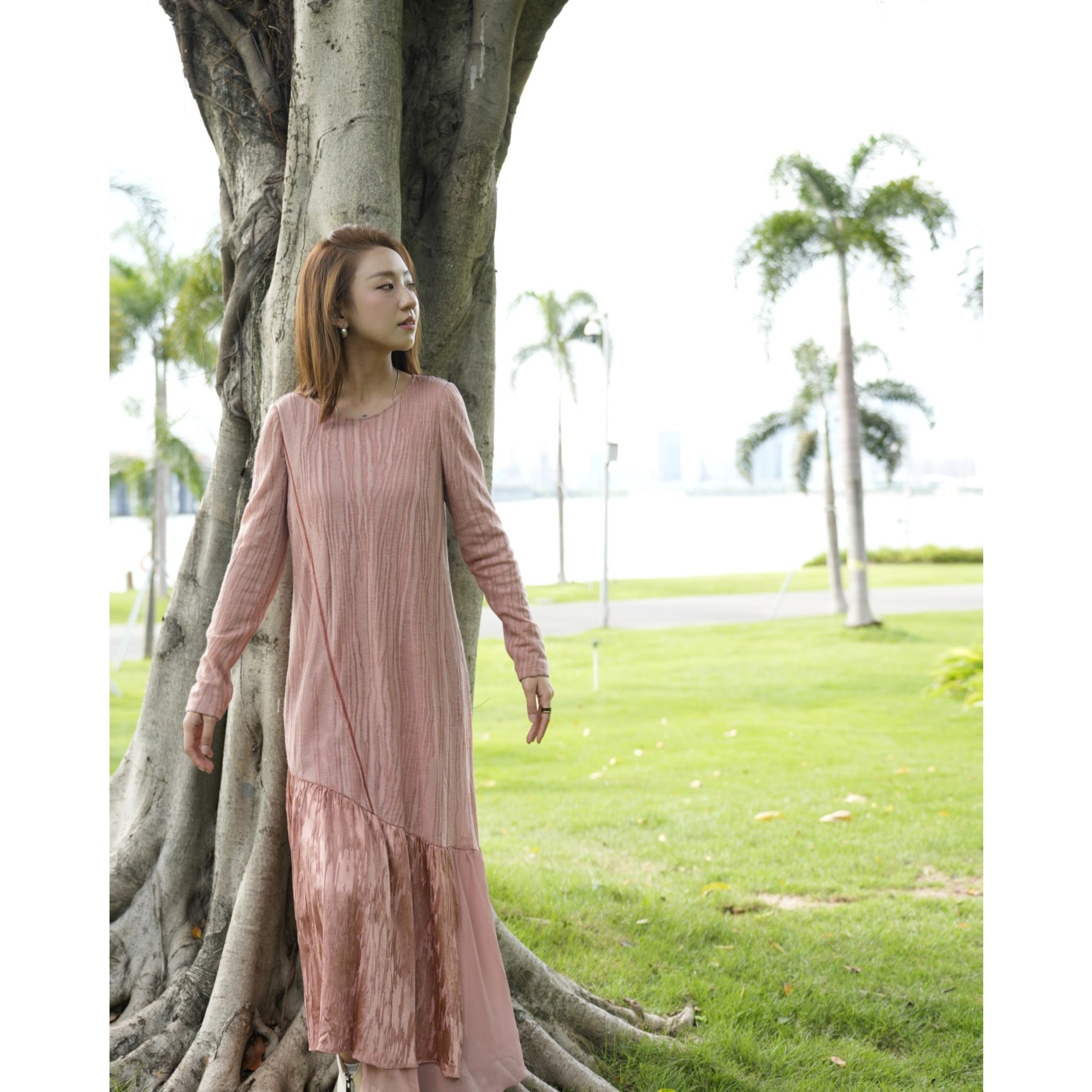 茉冉文艺系列羊毛提花气质印花秋冬连衣裙M51106