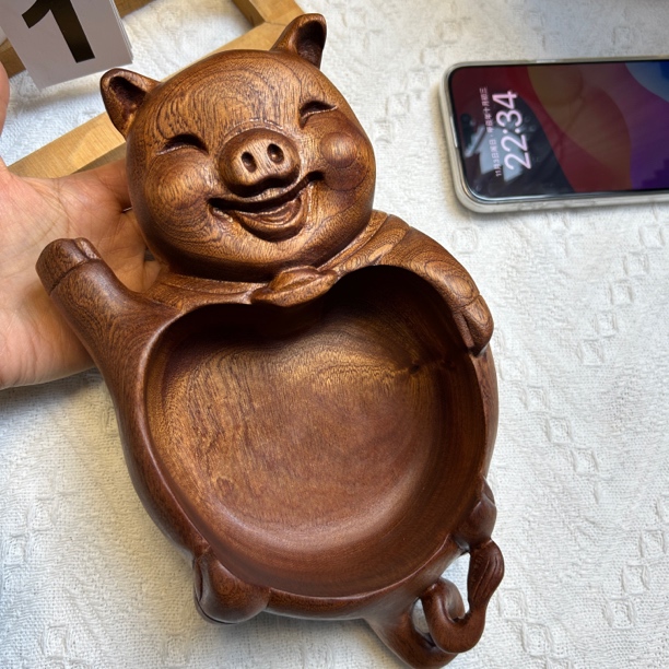原创设计发财猪招财猪木碗水果盘坚果木盘
