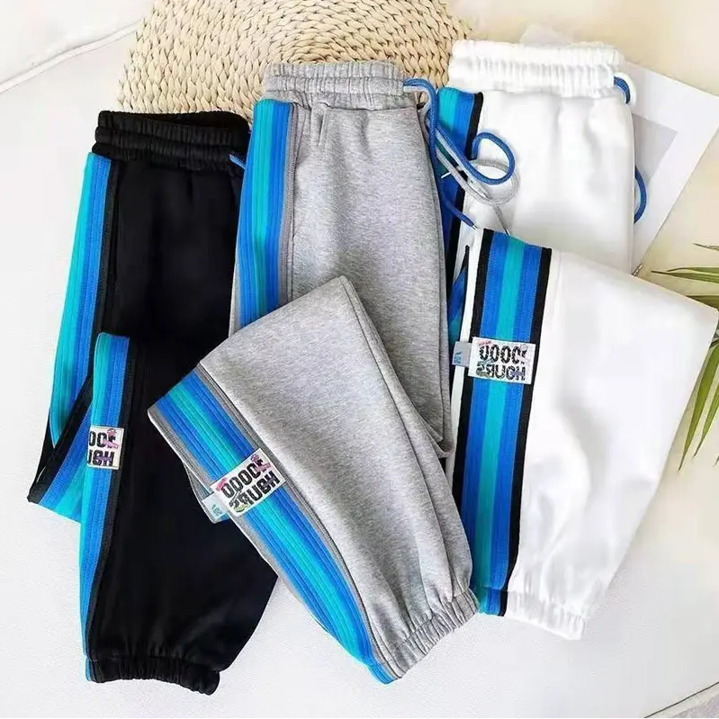 仓库送美衣或着美裤一件