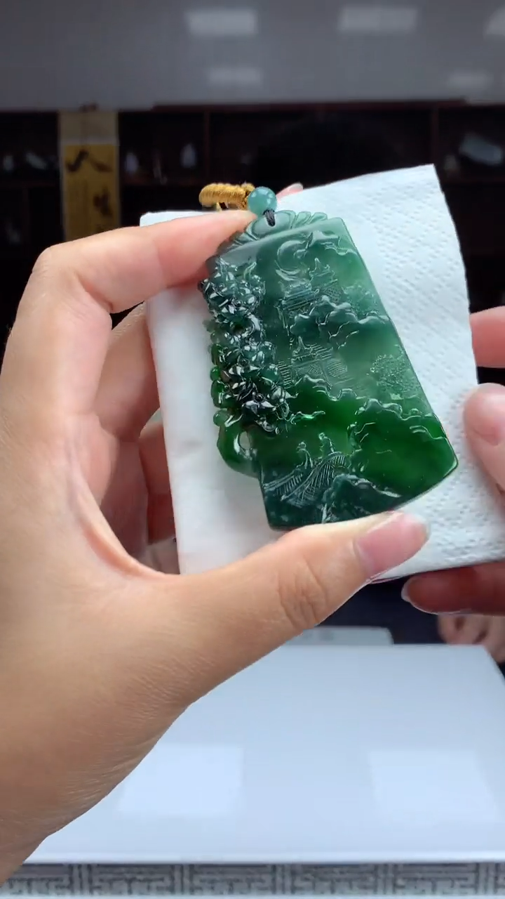 【闪购商品】定制翡翠未镶嵌挂件多样性发货（拍一发一）